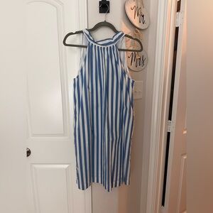 Brand: J. Crew
Size: 2
Length: Mini
Color: Blue & white